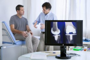 Should You Consider Knee or Hip Joint Replacement? | Summit Healthcare | Show Low, AZ